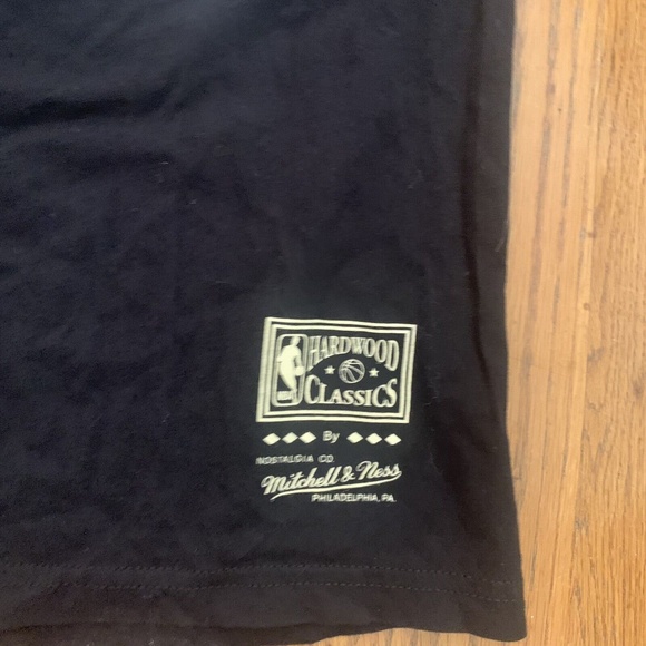 Mitchell & Ness NBA Trading Card Tee 76ers Allen Iverson Black Men's Tee Shirt M - Picture 9 of 9